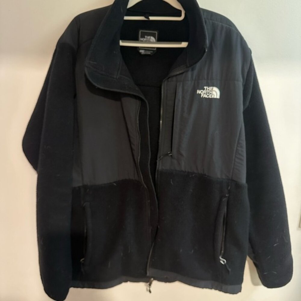 The North Face Men's Black Performance Jacket